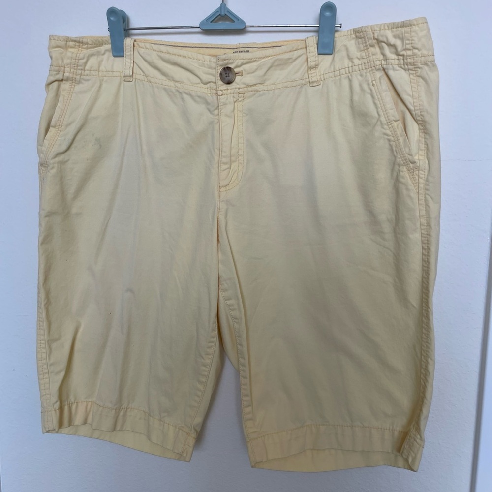 LOFT Yellow Bermuda Shorts Relaxed Fit Cotton